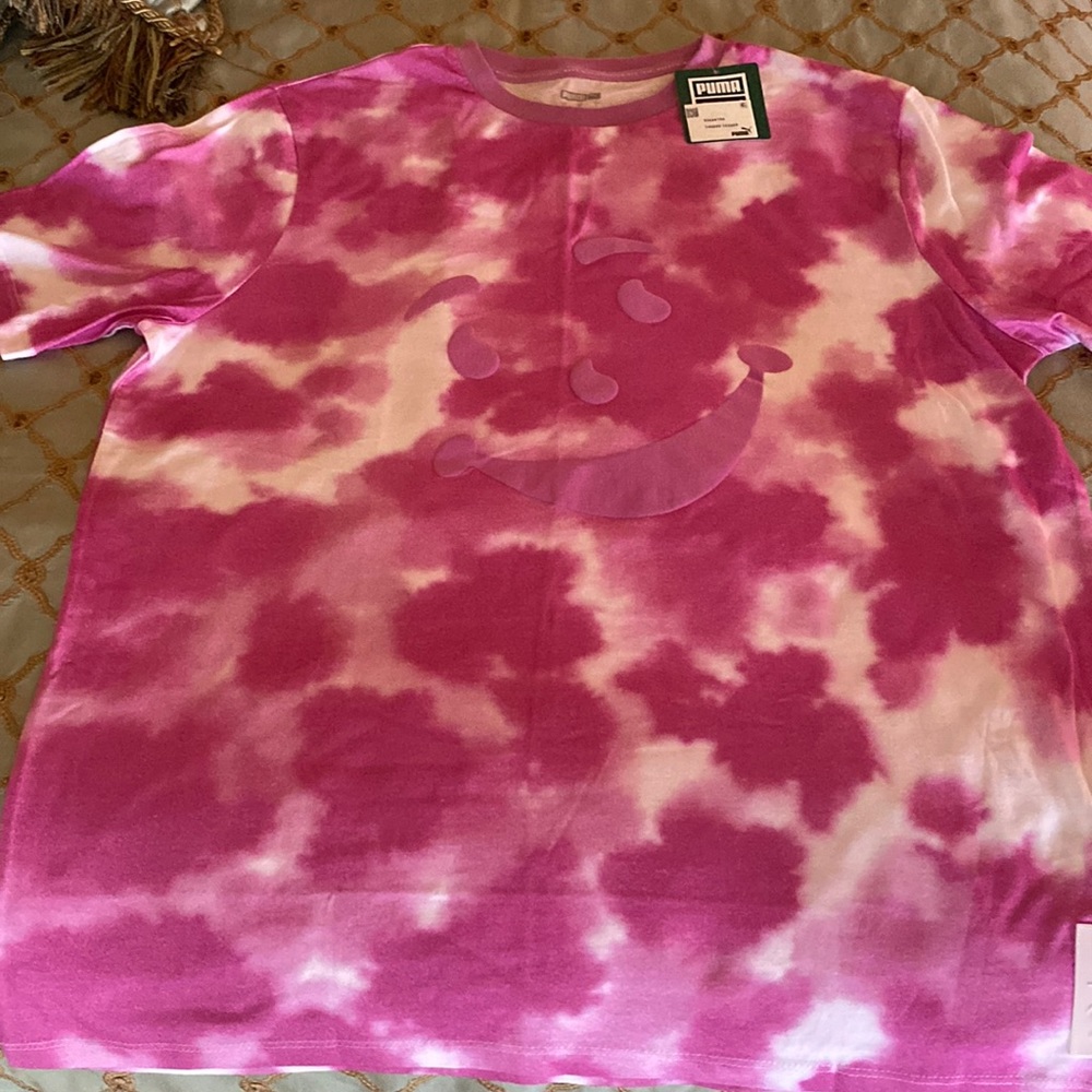 Pink tie dye tee shirt